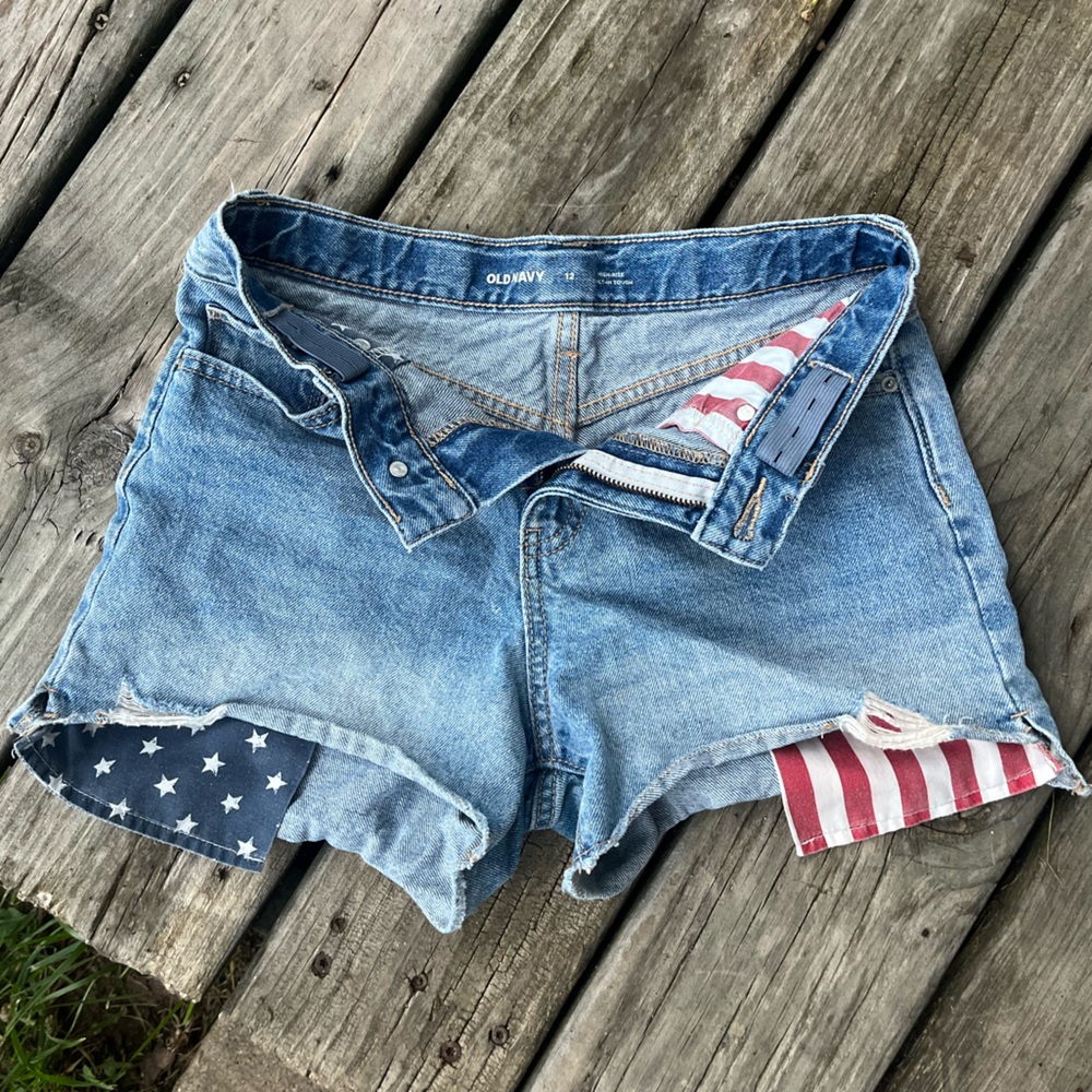 Old Navy Light Blue Denim Cutoff Shorts Americana Pocket Accents Girls Sz 12